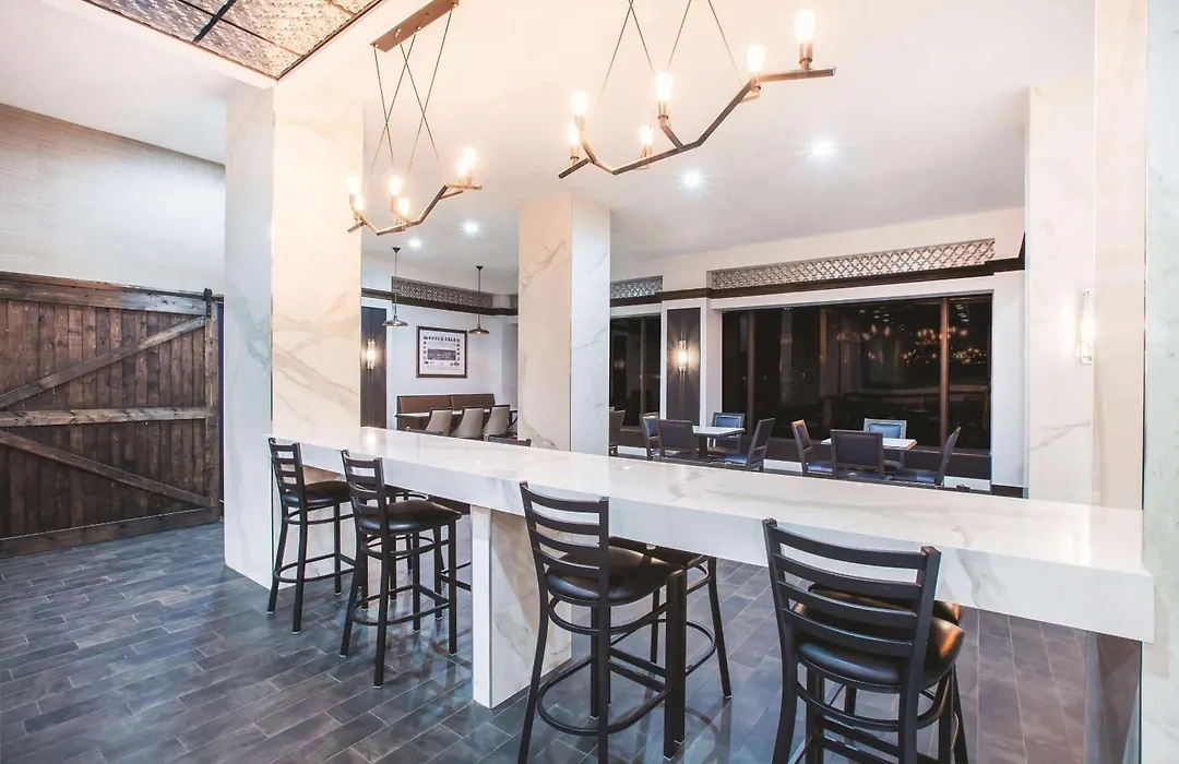 Holiday Inn Express - Dallas Downtown By Ihg-1