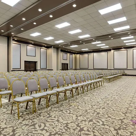 Iban Dallas Park Central Hotel, Trademark By Wyndham-3